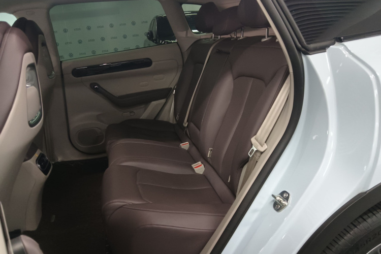 零跑汽车 零跑C11 2023款 增程 300舒享版中控内饰7004