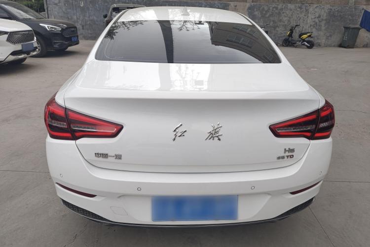 红旗H5 2022款 经典款 改款 1.8T 自动智联旗韵版车身外观6