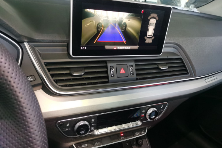 奥迪Q5L 2018款 40 TFSI 荣享时尚型 国V局部细节16