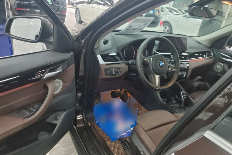 宝马X1 2021款 sDrive25Li 领先型中控内饰20