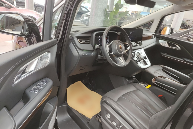 红旗HQ9 PHEV 2024款 2.0T 四驱豪华版中控内饰7003