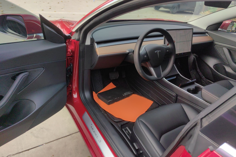 特斯拉 Model 3(进口) 2019款 标准续航后驱升级版(60度)中控内饰7003