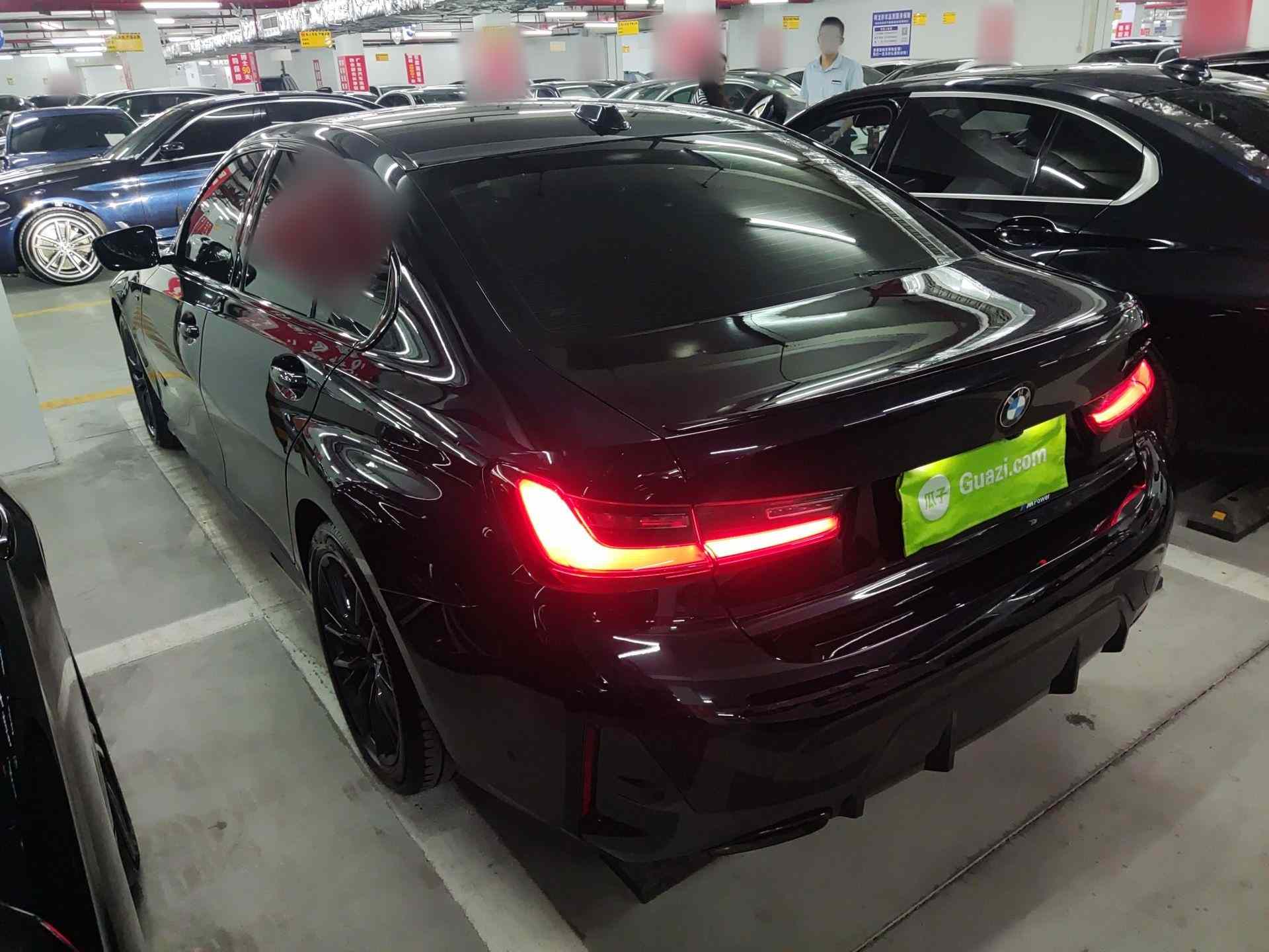 宝马3系 2024款 325i M运动曜夜套装(3)