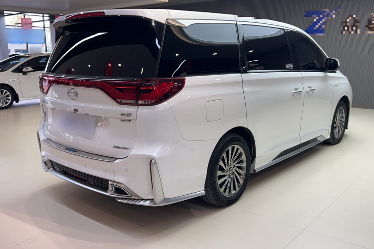 广汽传祺 传祺M8 2021款 大师系列 390T 至尊版车身外观6003