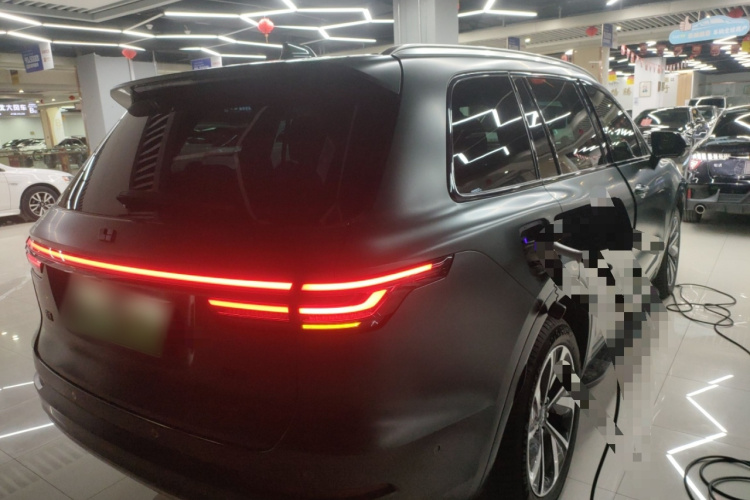 理想汽车 理想ONE 2021款 增程6座版车身外观7