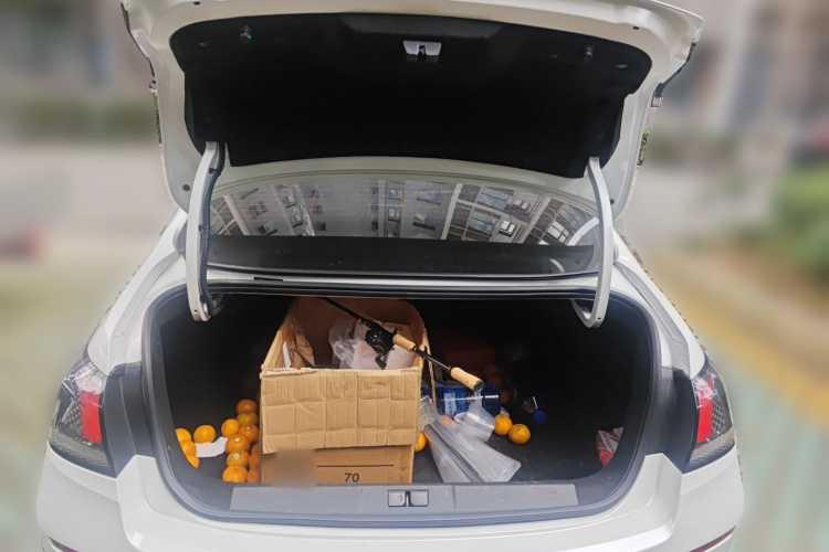 标致408 2020款 360THP 十周年纪念版中控内饰23