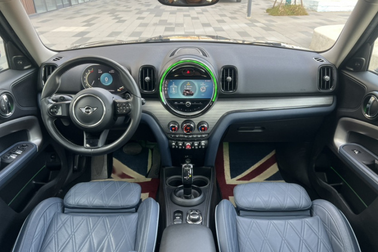 MINI Countryman 2022款 2.0T COOPER S ALL4中控内饰7007