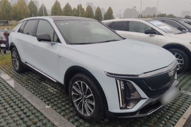 凯迪拉克 IQ锐歌 2022款 四驱高性能尊贵版车身外观6002