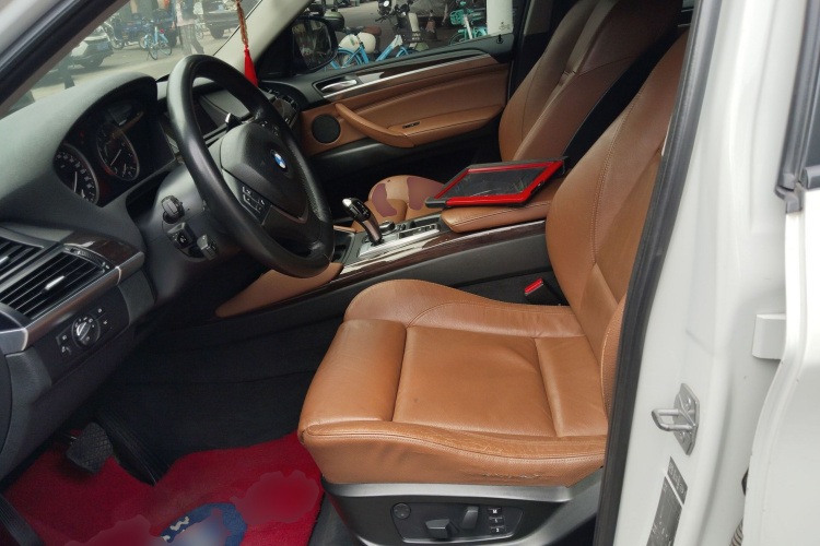 宝马X6 2014款 xDrive35i 运动型中控内饰19