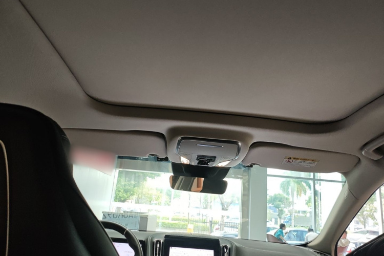 红旗HS3 PHEV 2024款 PHEV 115km 劲为版中控内饰22