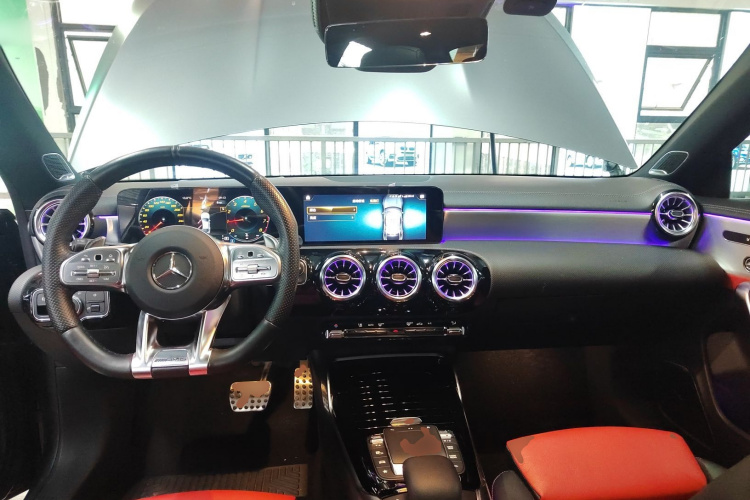 奔驰CLA AMG 2021款 AMG CLA 35 4MATIC中控内饰12