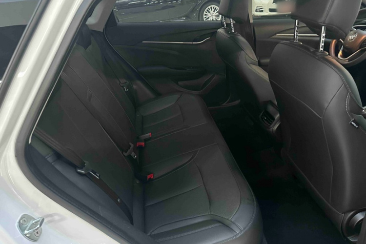 别克 英朗 2021款 改款 1.3T 自动轻混动精英型中控内饰7010