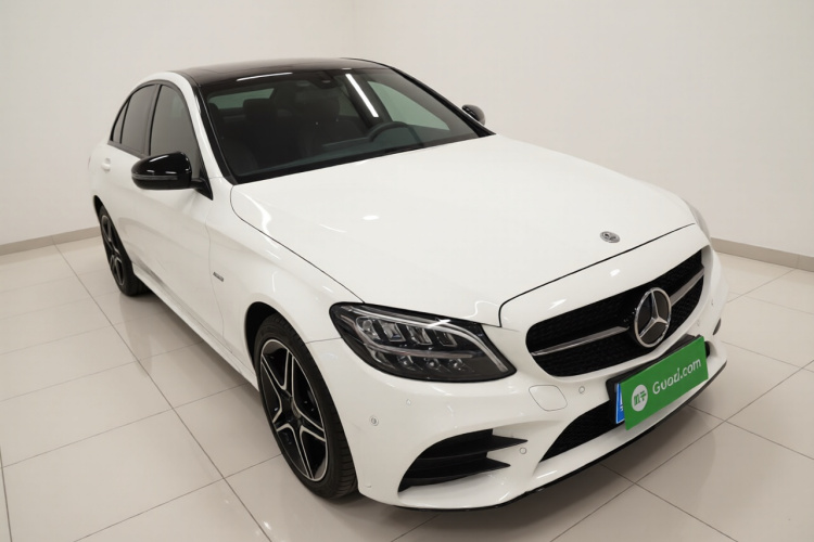 奔驰C级 2021款 C 260 L 运动星耀臻藏版车身外观3