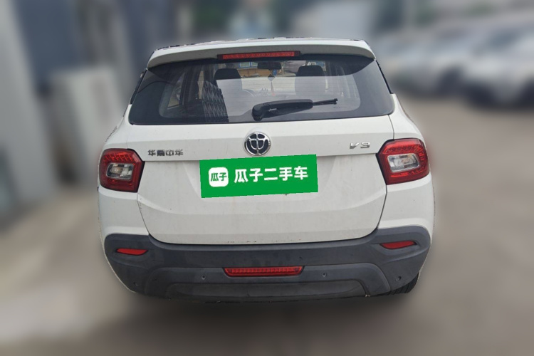 中华V3 2016款 1.5L 自动舒适型车身外观6004