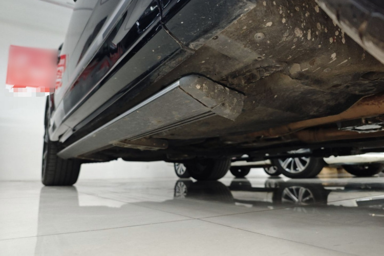 奥迪Q7 2020款 55 TFSI quattro S line运动型局部细节9001