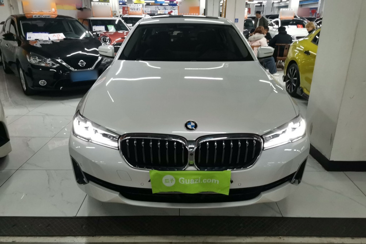 宝马5系 2021款 530Li xDrive 豪华套装车身外观6001