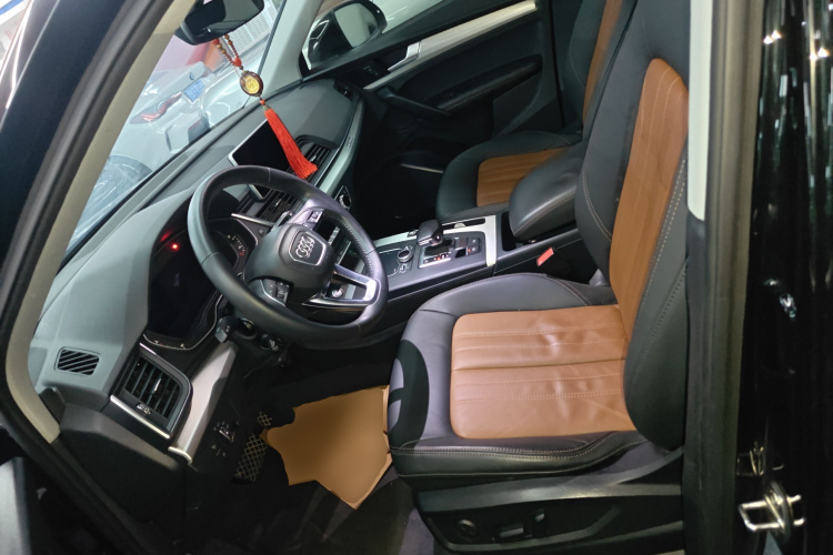 奥迪Q5L 2020款 改款 40 TFSI 荣享时尚型局部细节19