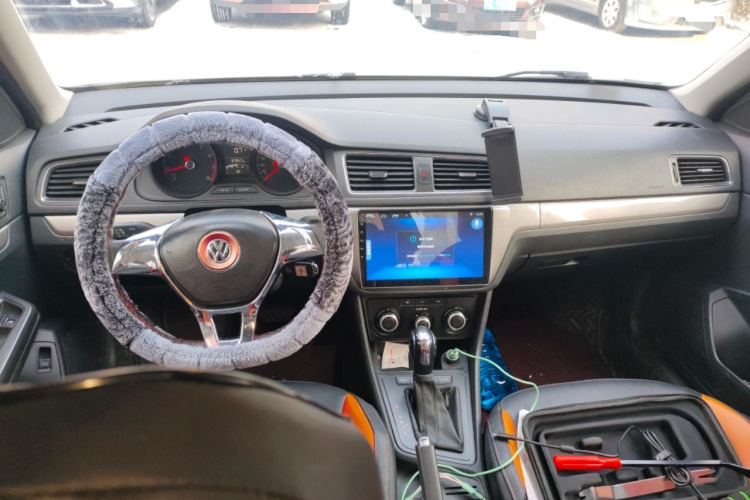 大众 朗逸 2017款 1.6L 自动风尚版中控内饰7002