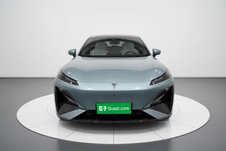 深蓝汽车 深蓝S07 2023款 200Max增程版车身外观2