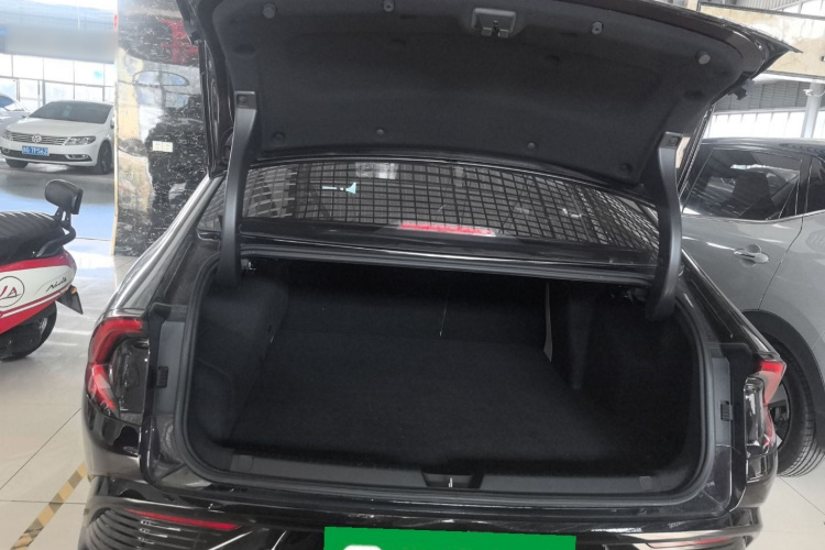 五菱汽车 五菱星光 2023款 150 进阶版机舱底盘23