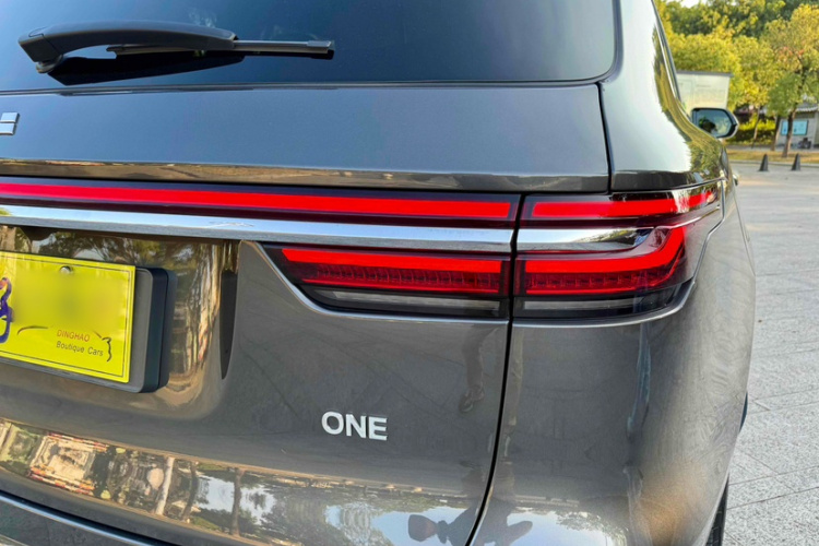 理想汽车 理想ONE 2021款 增程6座版车身外观6006