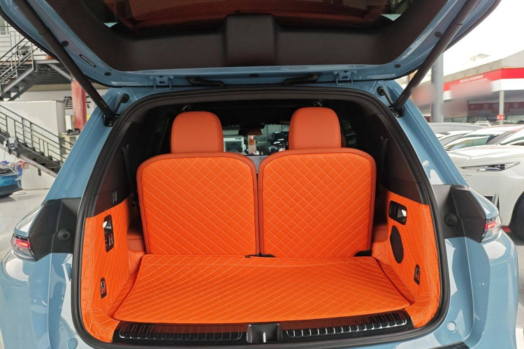 理想汽车 理想L8 2023款 Pro局部细节23