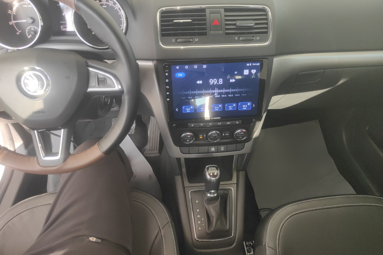 斯柯达 Yeti 2017款 TSI300 DSG尊行版中控内饰7002