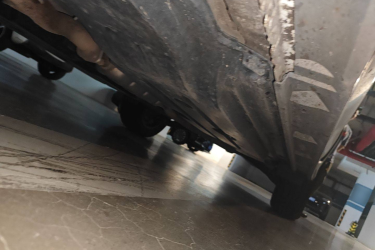 斯巴鲁XV 2019款 2.0i 智擎旗舰版EyeSight 国V局部细节9004