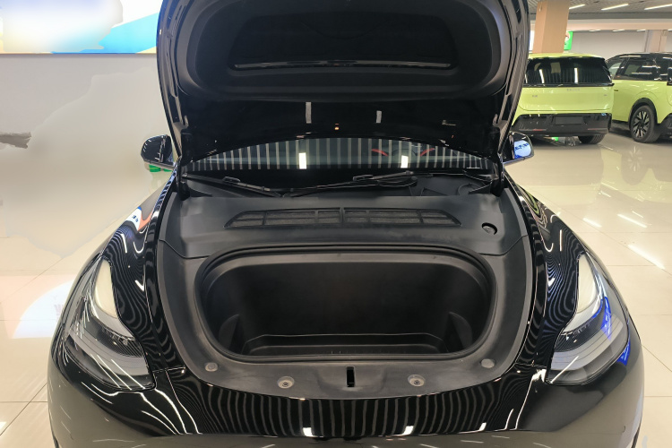 特斯拉 Model Y 2021款 标准续航后驱版局部细节24