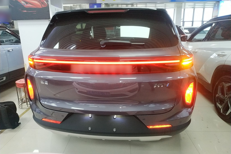 创维汽车 创维HT-i 2022款 1.5L PHEV 205KM 智行版Plus车身外观6