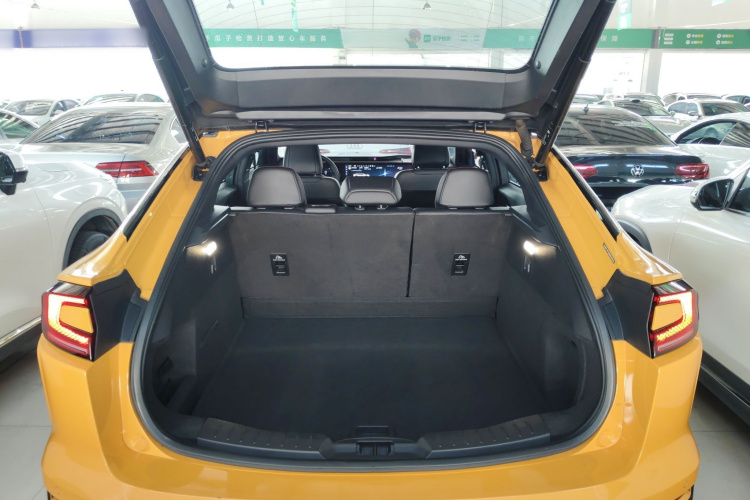 福特 蒙迪欧 2024款 2.0T E-混动运动版 ST-Line局部细节23