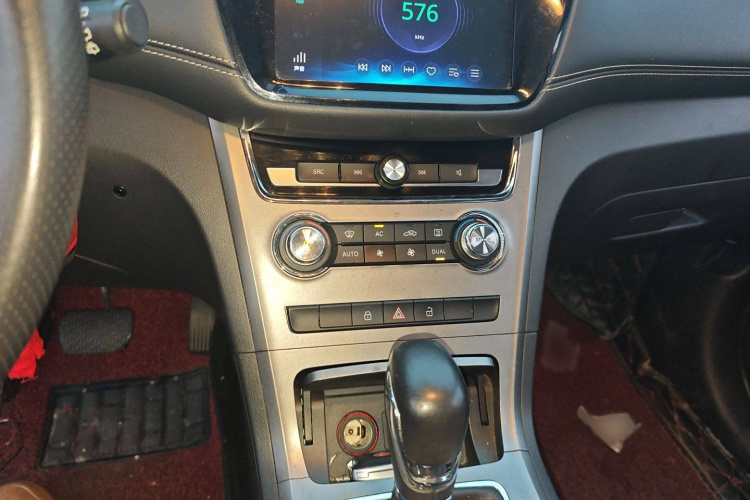 名爵 锐腾 2017款 20T 自动豪华版局部细节16