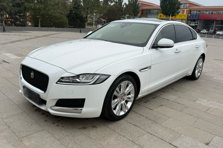 捷豹XFL 2018款 XFL 2.0T 250PS 尊享版车身外观1