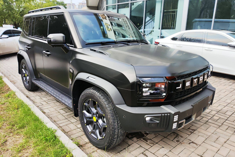 捷途旅行者 2023款 2.0T 四驱穿越PRO+车身外观3