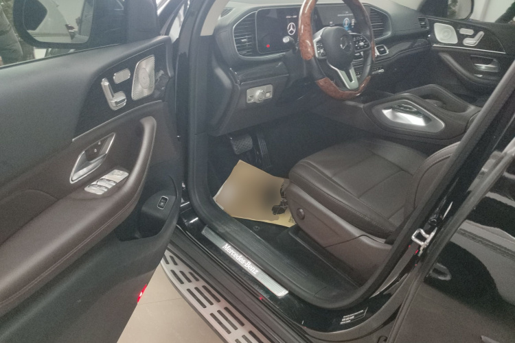 奔驰GLE 2021款 GLE 350 4MATIC 时尚型中控内饰7003