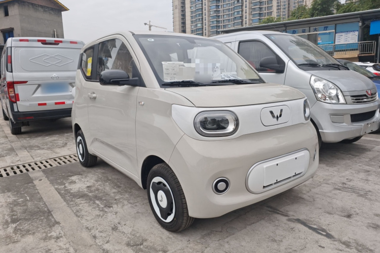 五菱汽车 宏光MINIEV 2024款 第三代 215km 青春版车身外观3