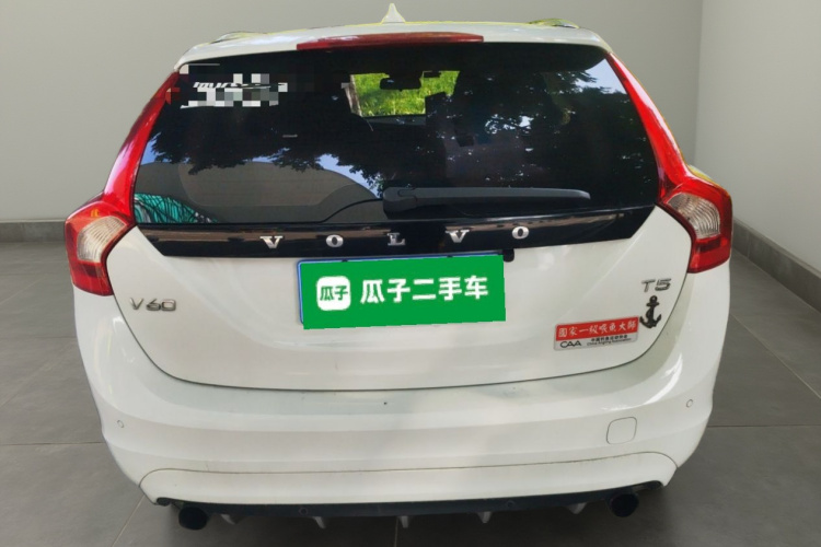 沃尔沃V60 2014款 T5 智逸版车身外观6