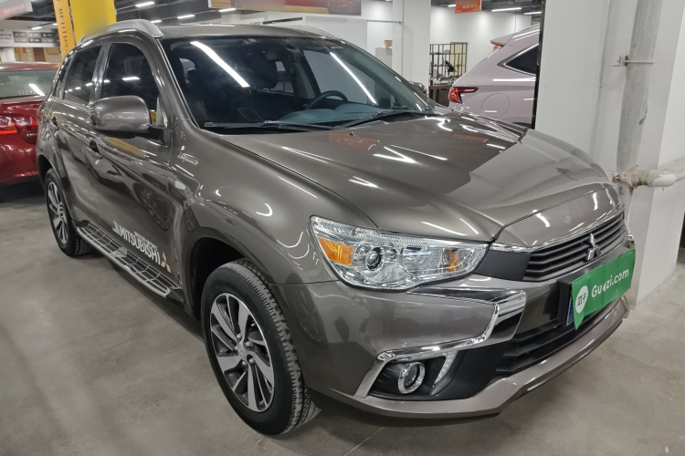 三菱 劲炫ASX 2018款 1.6L 手动两驱灵动版车身外观3