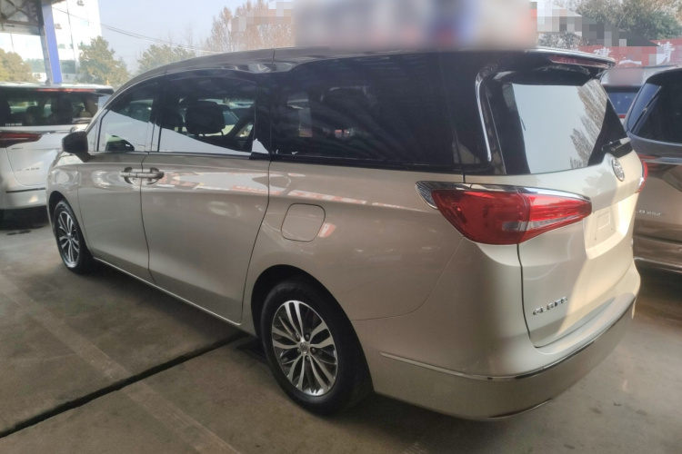 别克GL8 2017款 ES 28T 豪华型 国V车身外观4