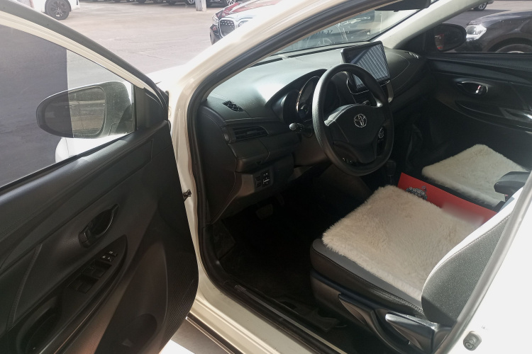 丰田 YARiS L 致炫 2021款 致炫X 1.5L CVT领先版中控内饰20