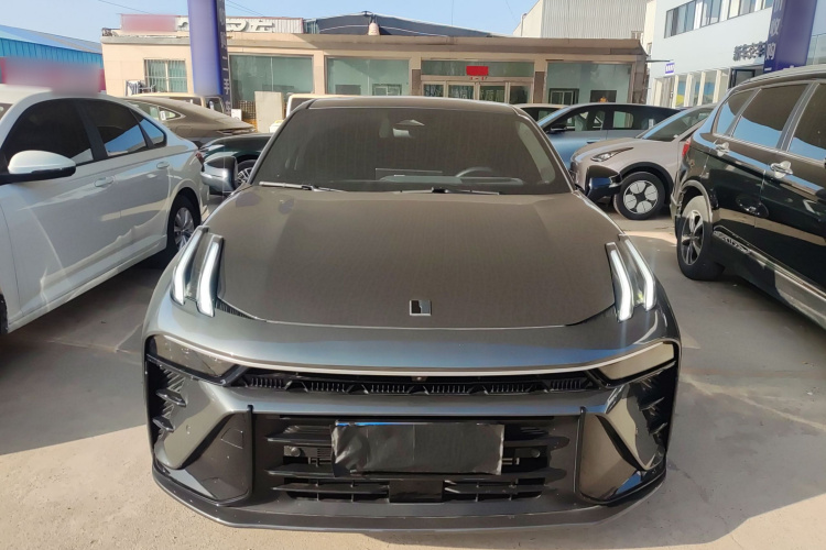 领克03 2025款 2.0TD DCT冠军版Pro车身外观2