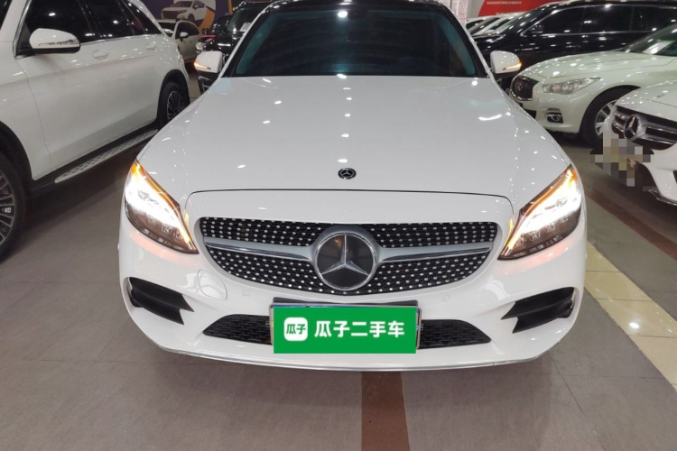 奔驰C级 2021款 C 200 L 时尚型运动版车身外观2