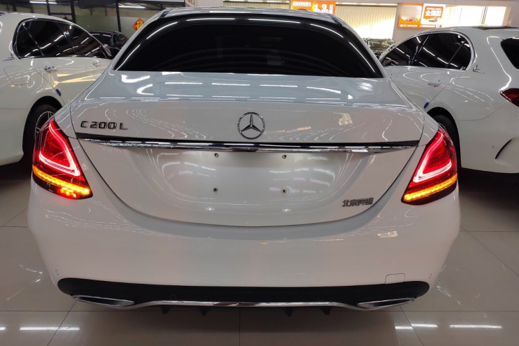 奔驰C级 2020款 改款 C 200 L 时尚型运动版车身外观6