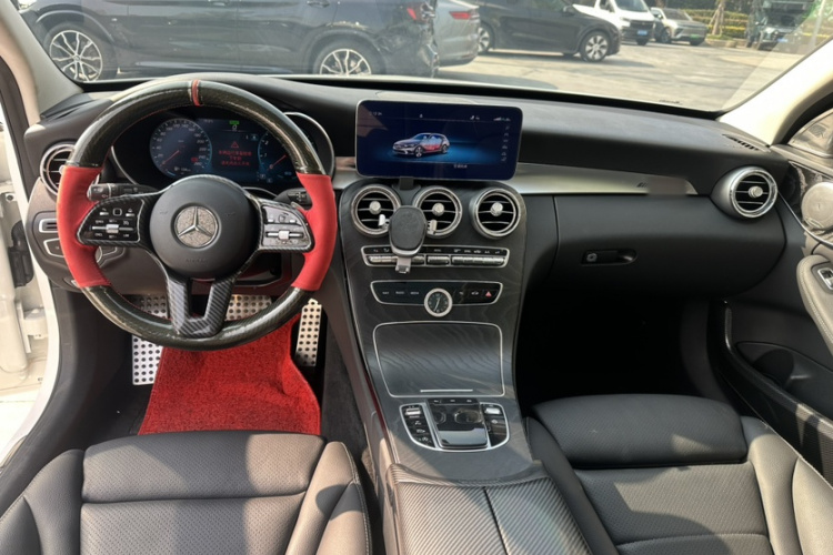 奔驰C级(进口) 2020款 改款 C 260 旅行轿车中控内饰7001