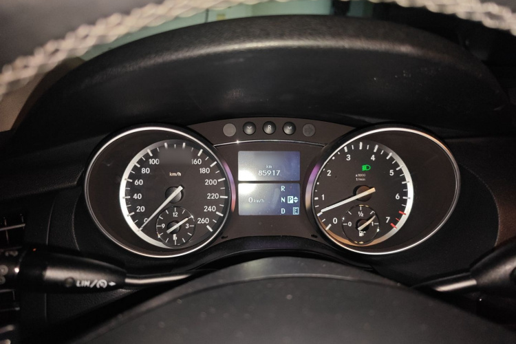 奔驰R级 2017款 R 320 4MATIC 商务型臻藏版局部细节14