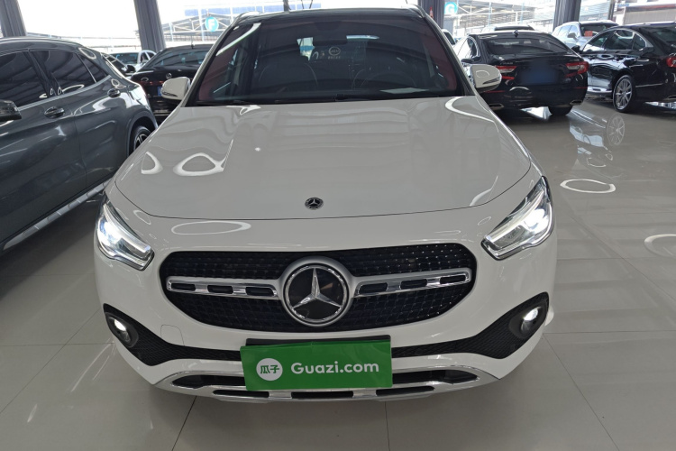 奔驰GLA 2020款 GLA 200车身外观2