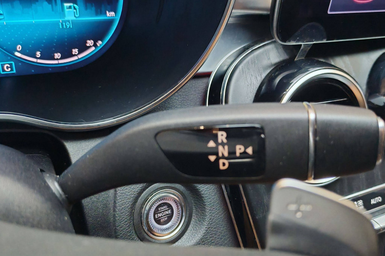 奔驰C级 2020款 改款 C 200 L 时尚型运动版局部细节18