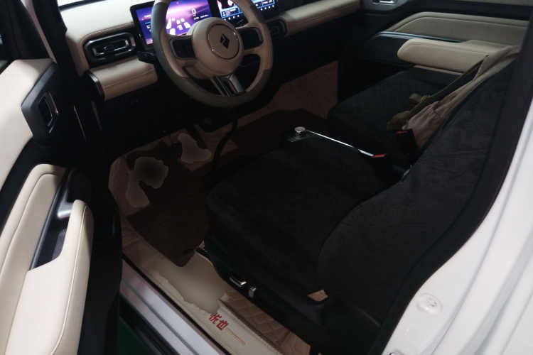 宝骏悦也 2023款 智尊版中控内饰7003