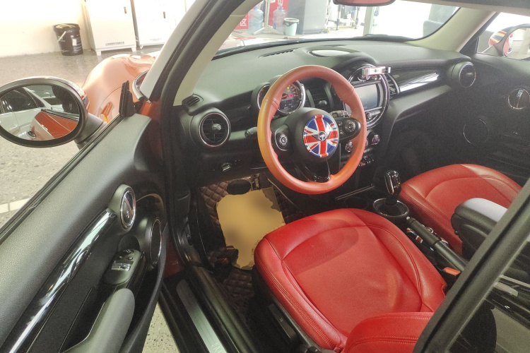 MINI 2018款 1.5T ONE PLUS中控内饰20