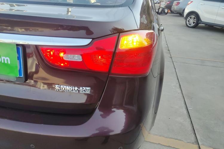 起亚K3 2015款 1.6L 手动GLS车身外观6006